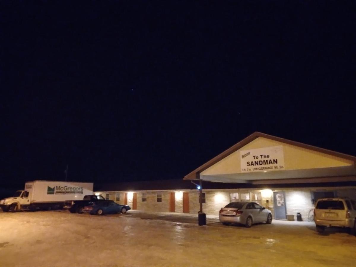 Sandman Motel Eagle Grove Exterior photo